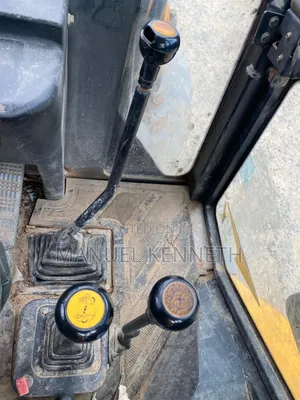 Backhoe Loader for Sale, Great Working Condition.