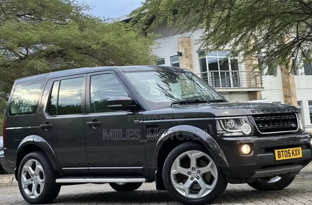 Land Rover Discovery 2016 Gray