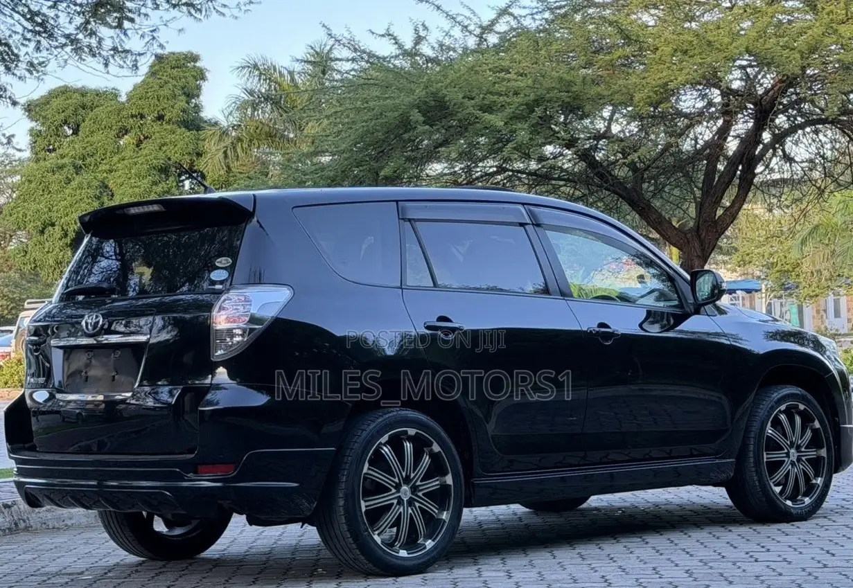 Toyota Vanguard 2008 Black
