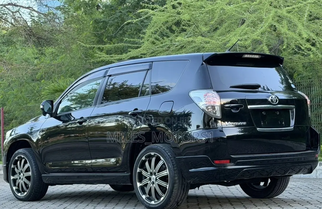Toyota Vanguard 2008 Black