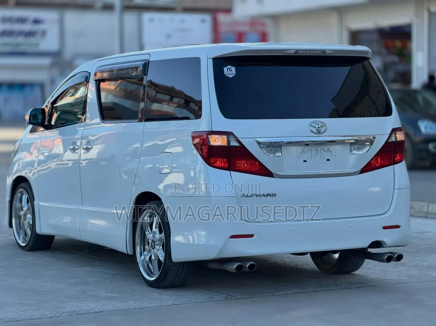 Toyota Alphard 2009 White