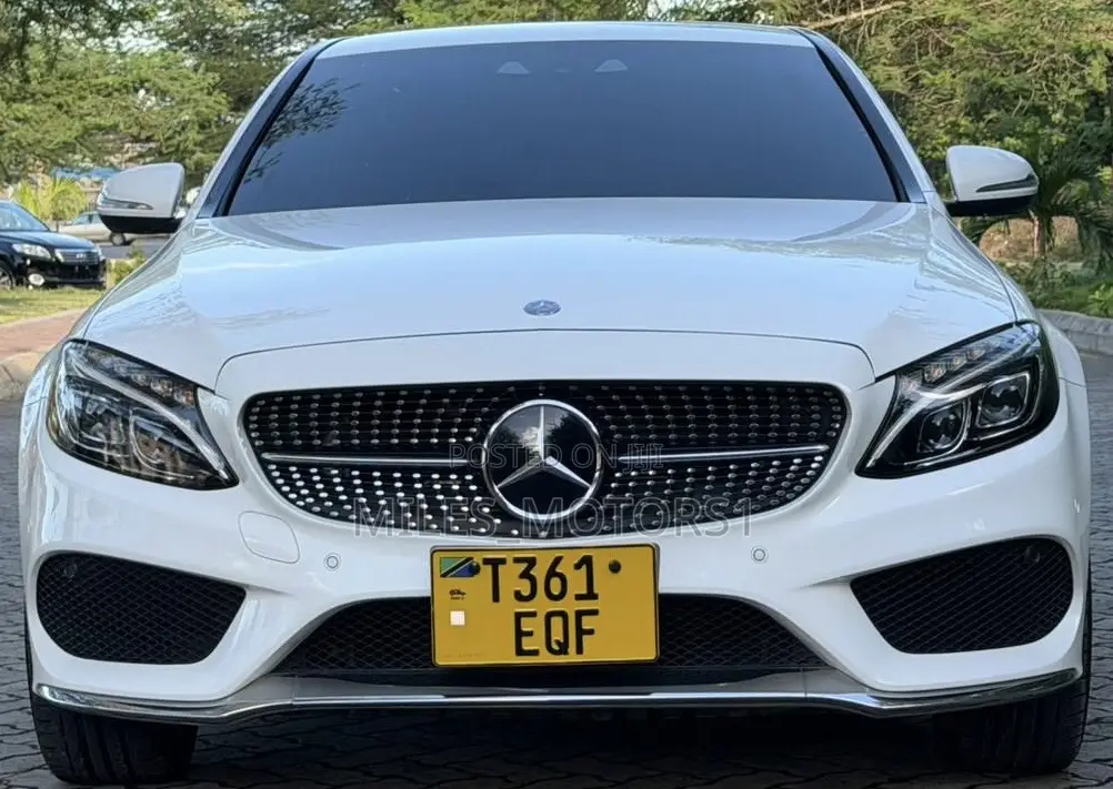 Mercedes-Benz C200 2015 White