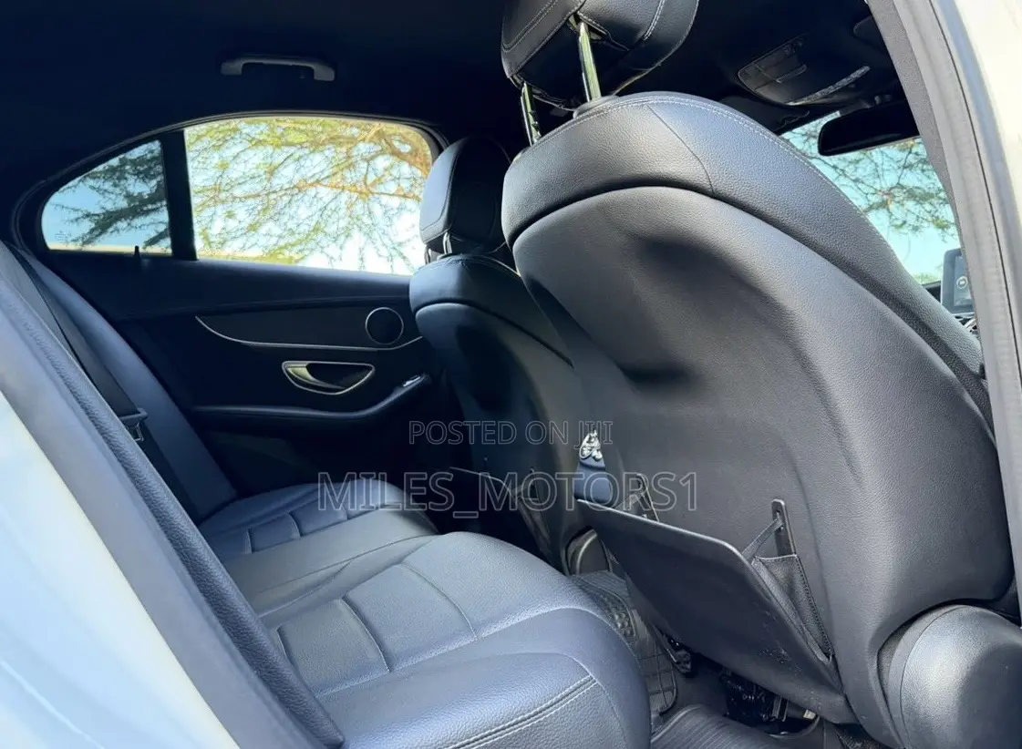 Mercedes-Benz C200 2015 White