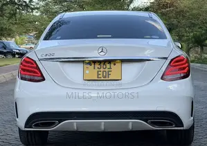 Mercedes-Benz C200 2015 White