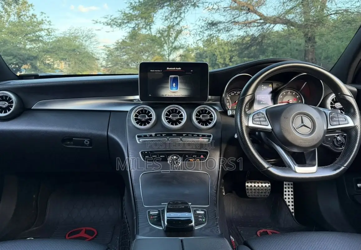 Mercedes-Benz C200 2015 White