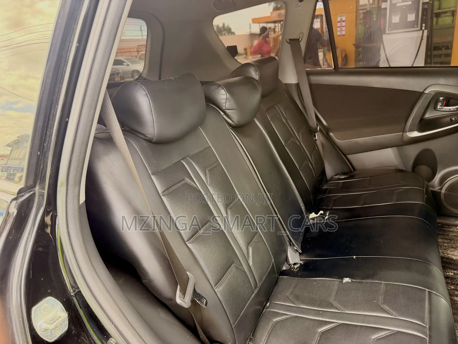 Toyota Vanguard 2012 Black