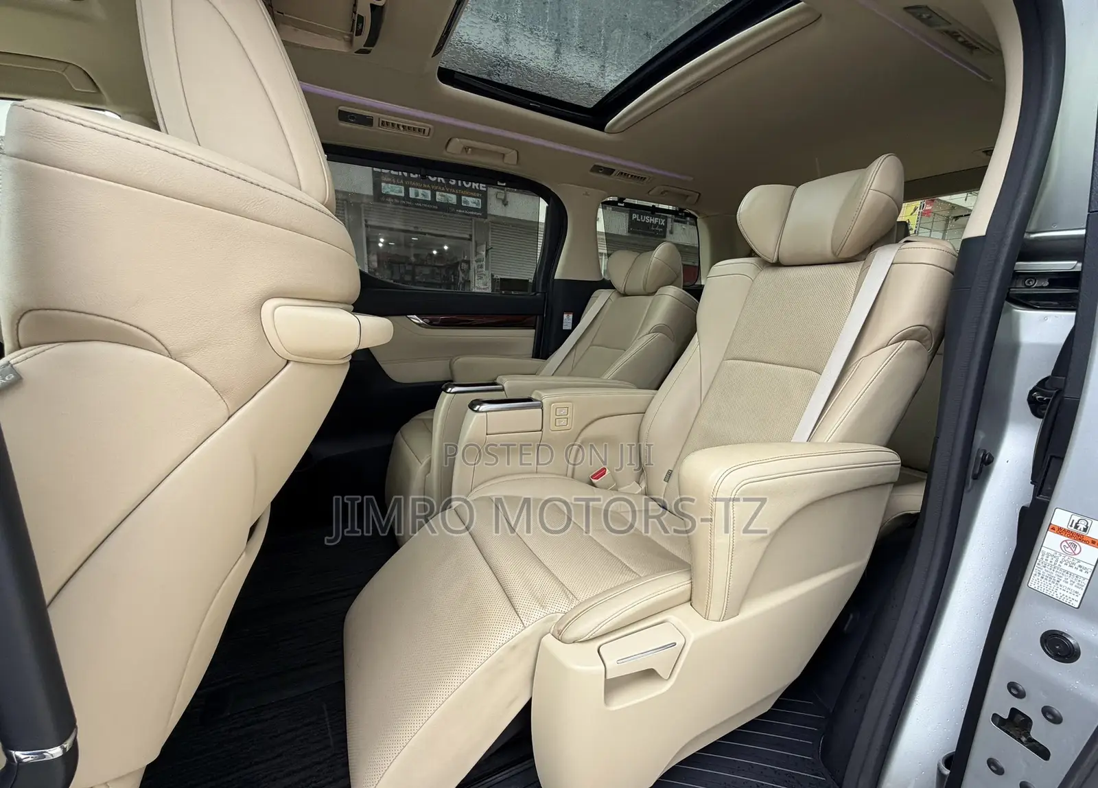 Toyota Alphard 2017 Silver