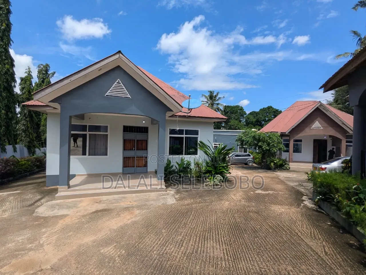 2bdrm Bungalow in Kimara Bucha for rent
