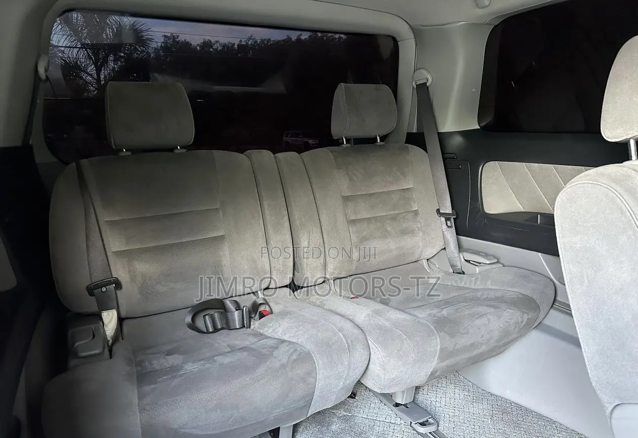Toyota Alphard 2006 White