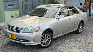 Toyota Mark II 2004 Silver