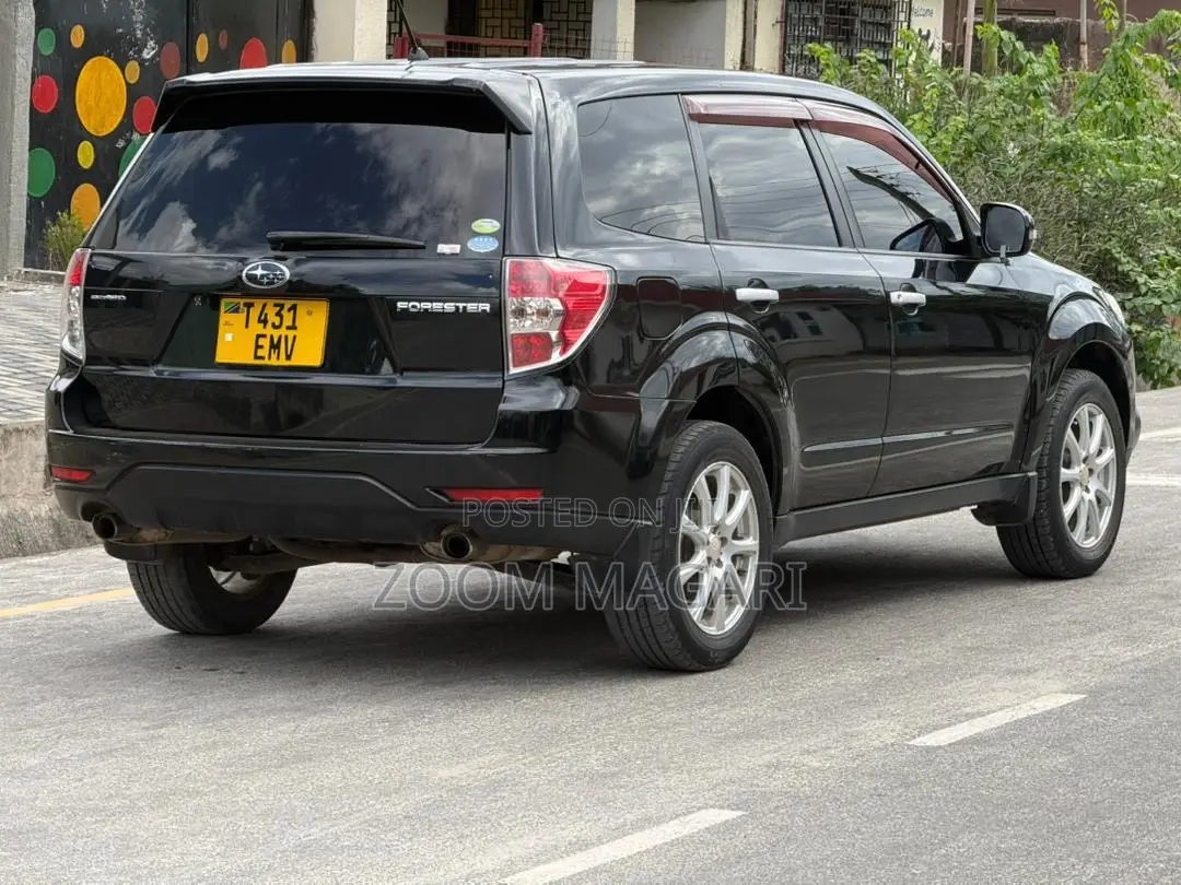 Subaru Forester 2013 Black