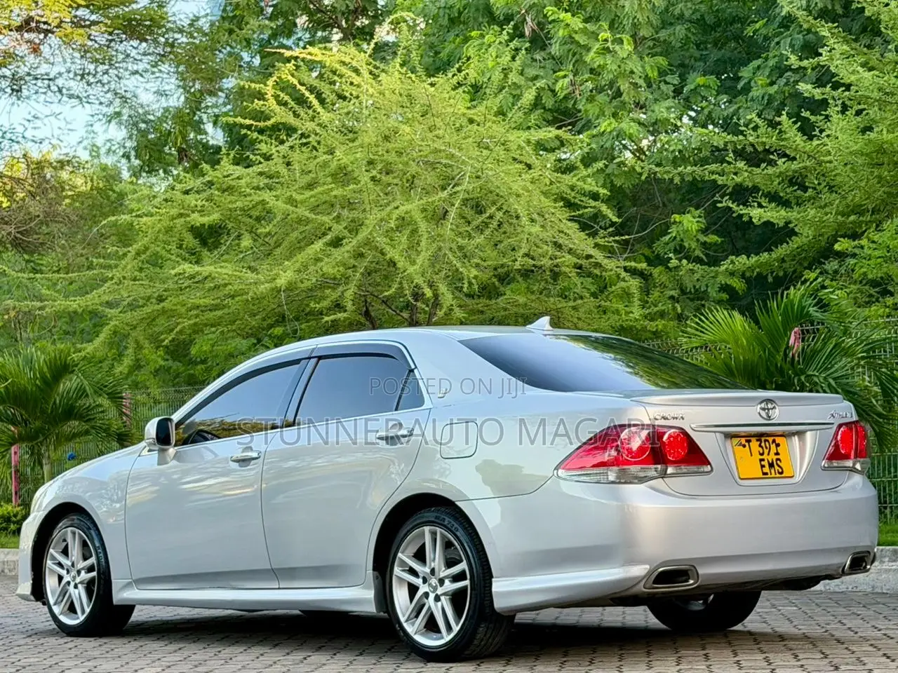 Toyota Crown 2010 Silver
