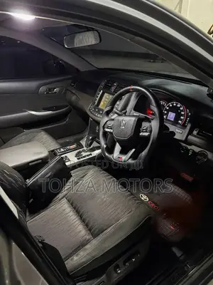 Toyota Crown 2010 Silver