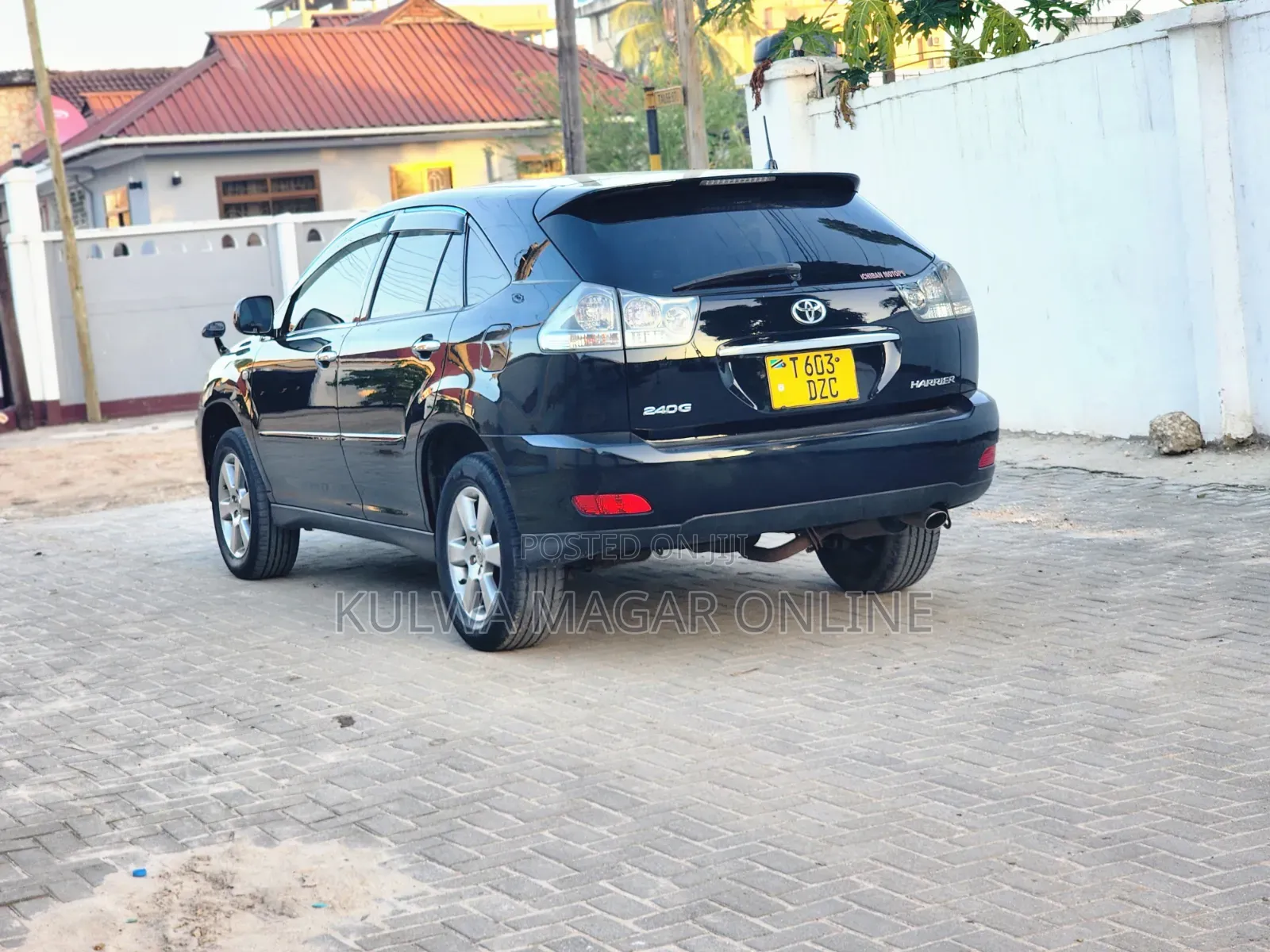 Toyota Harrier 2006 Black