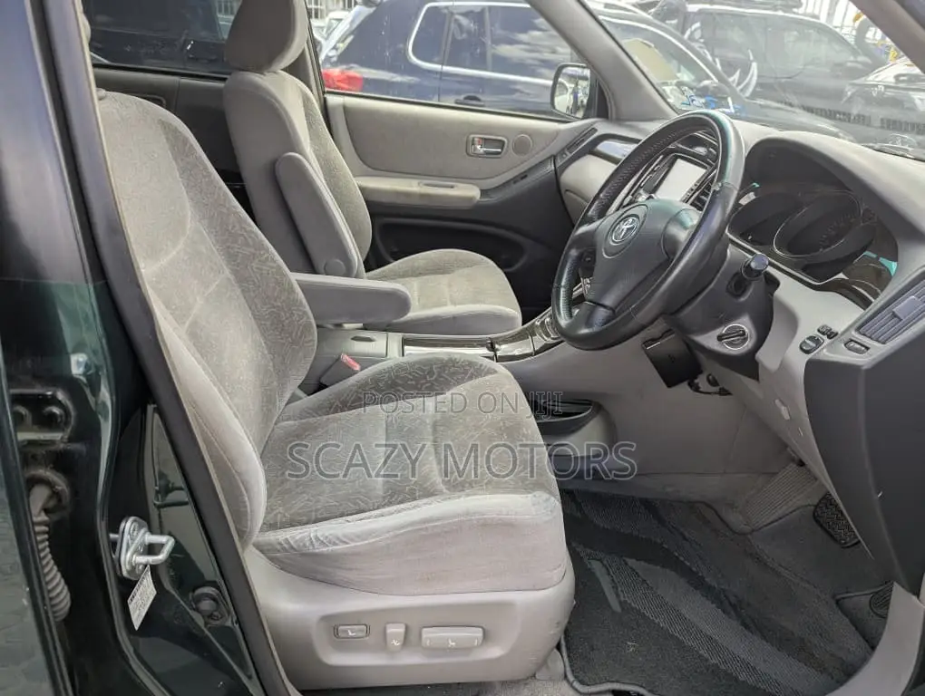 Toyota Kluger 2003 Green