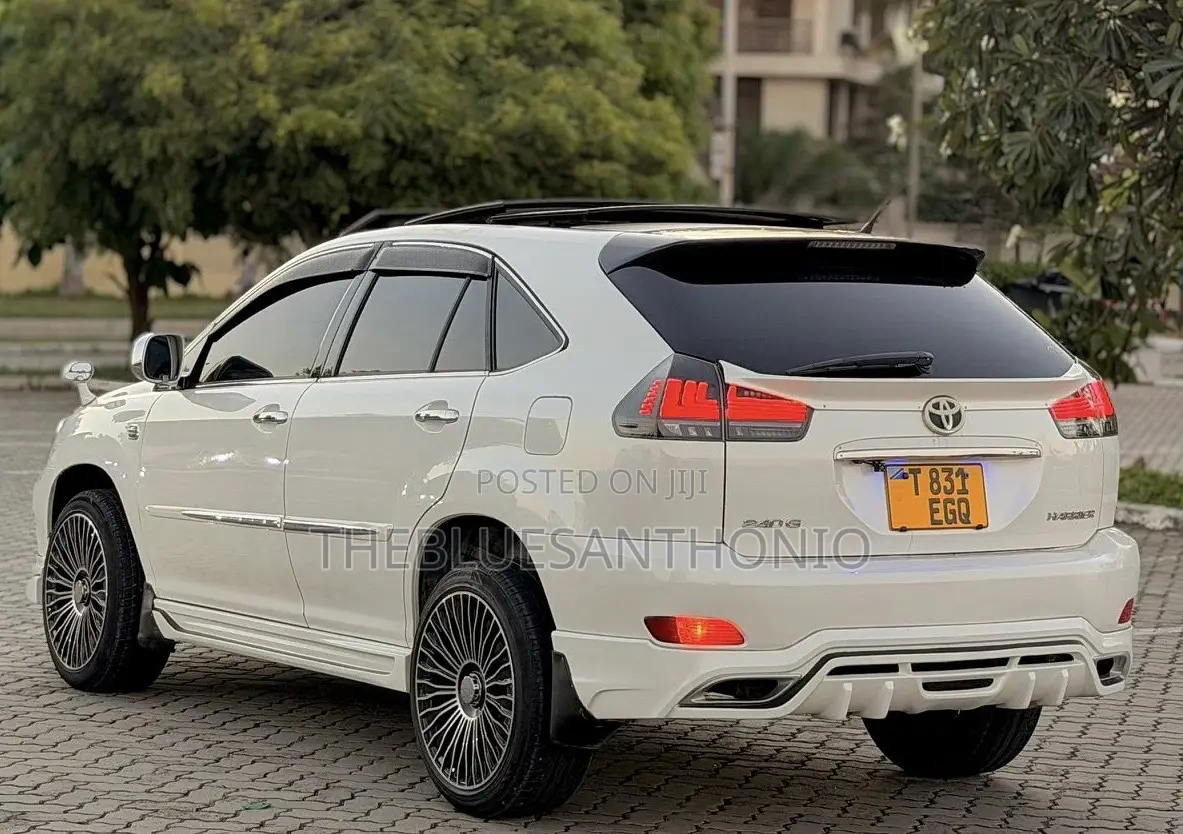Toyota Harrier 2008 White