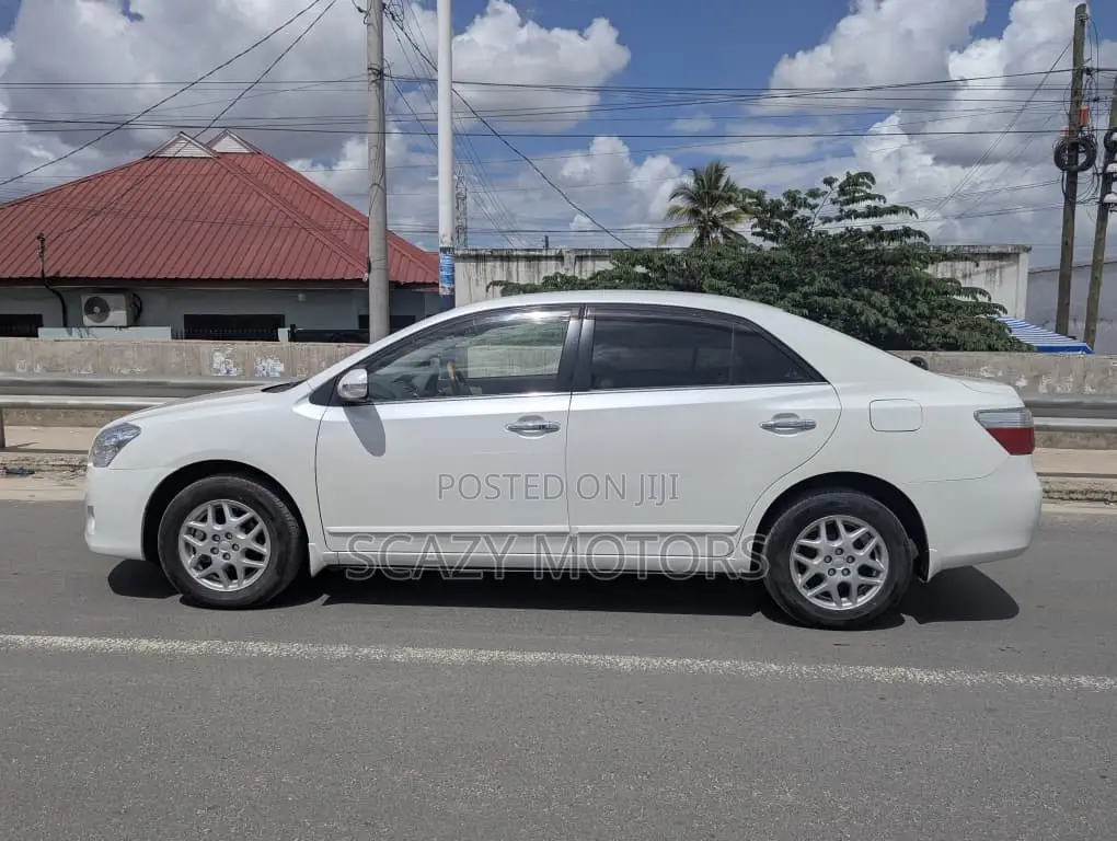 Toyota Premio 2008 White