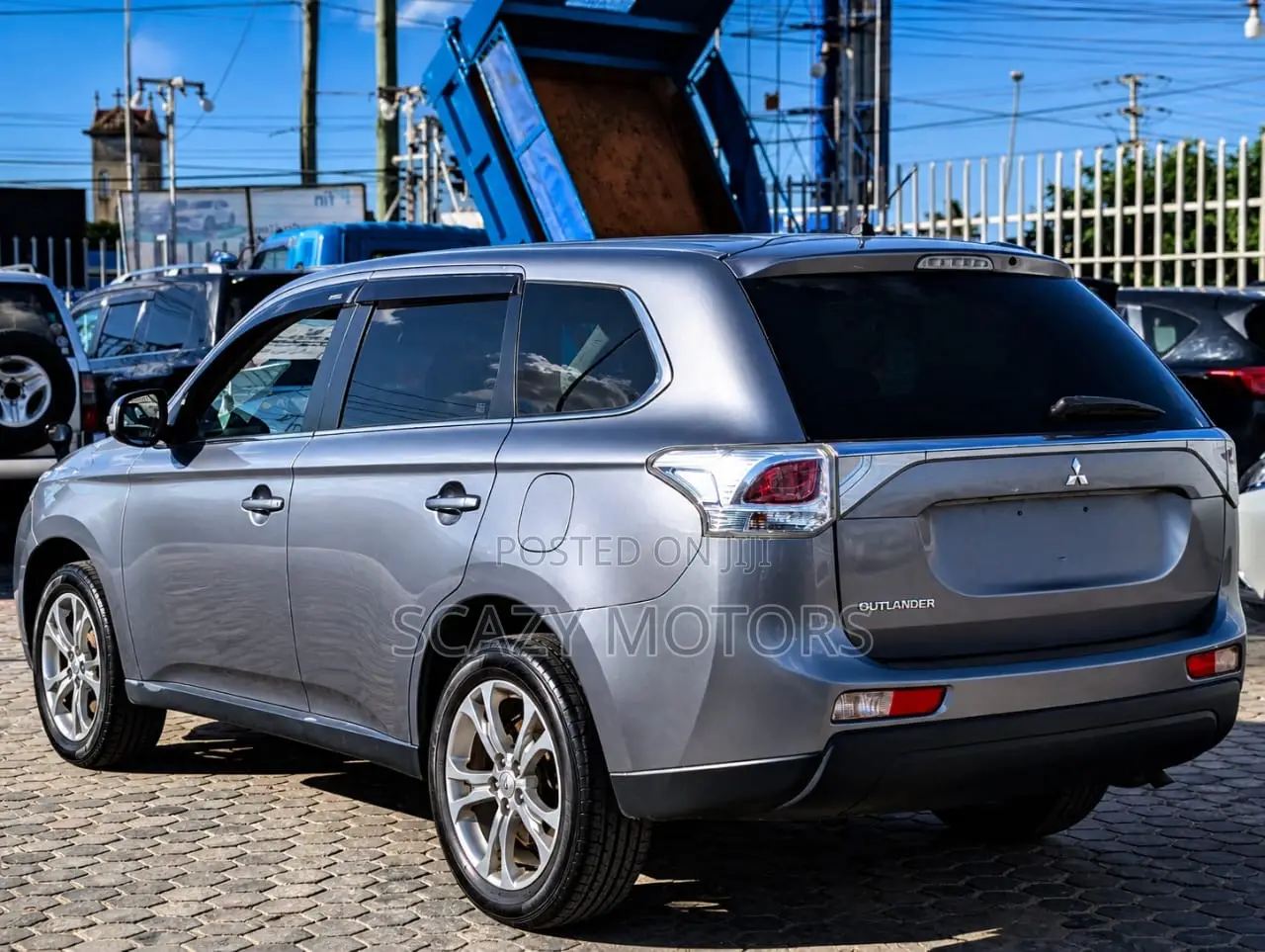 Mitsubishi Outlander 2014 Gray