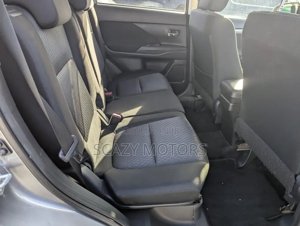 Mitsubishi Outlander 2014 Gray