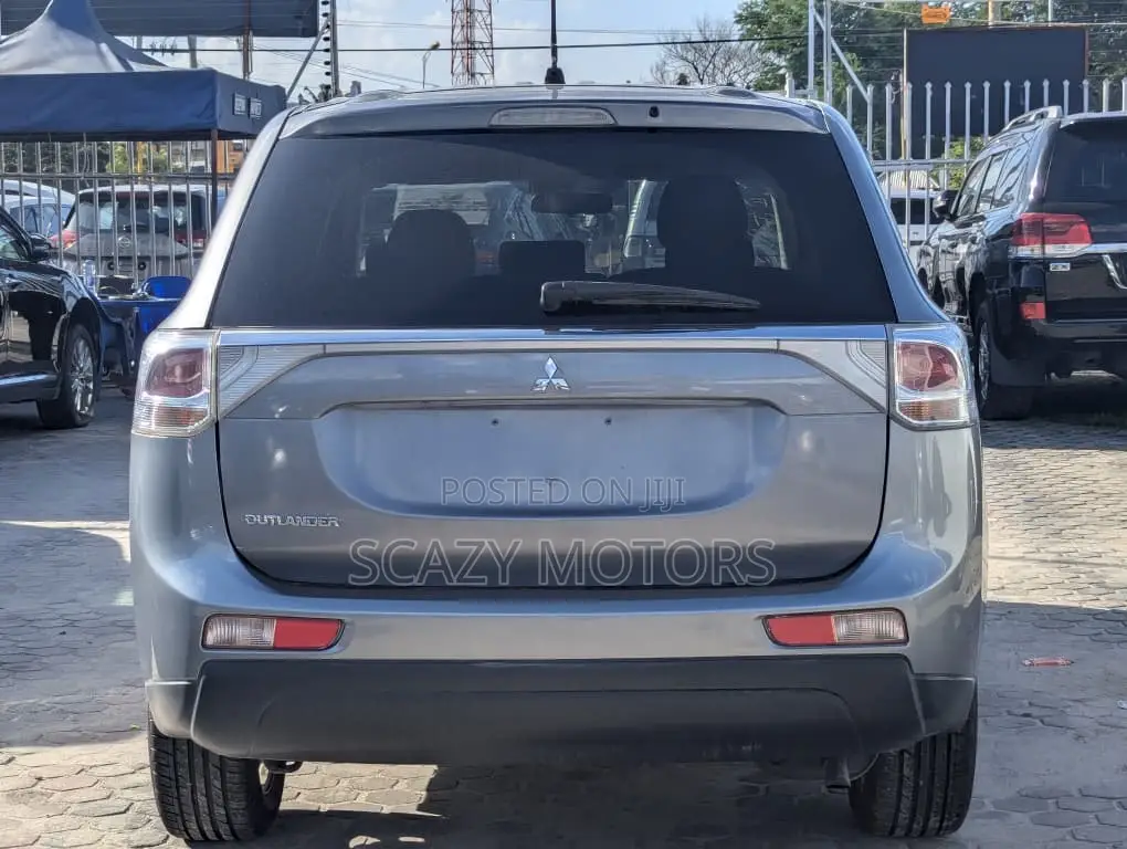 Mitsubishi Outlander 2014 Gray