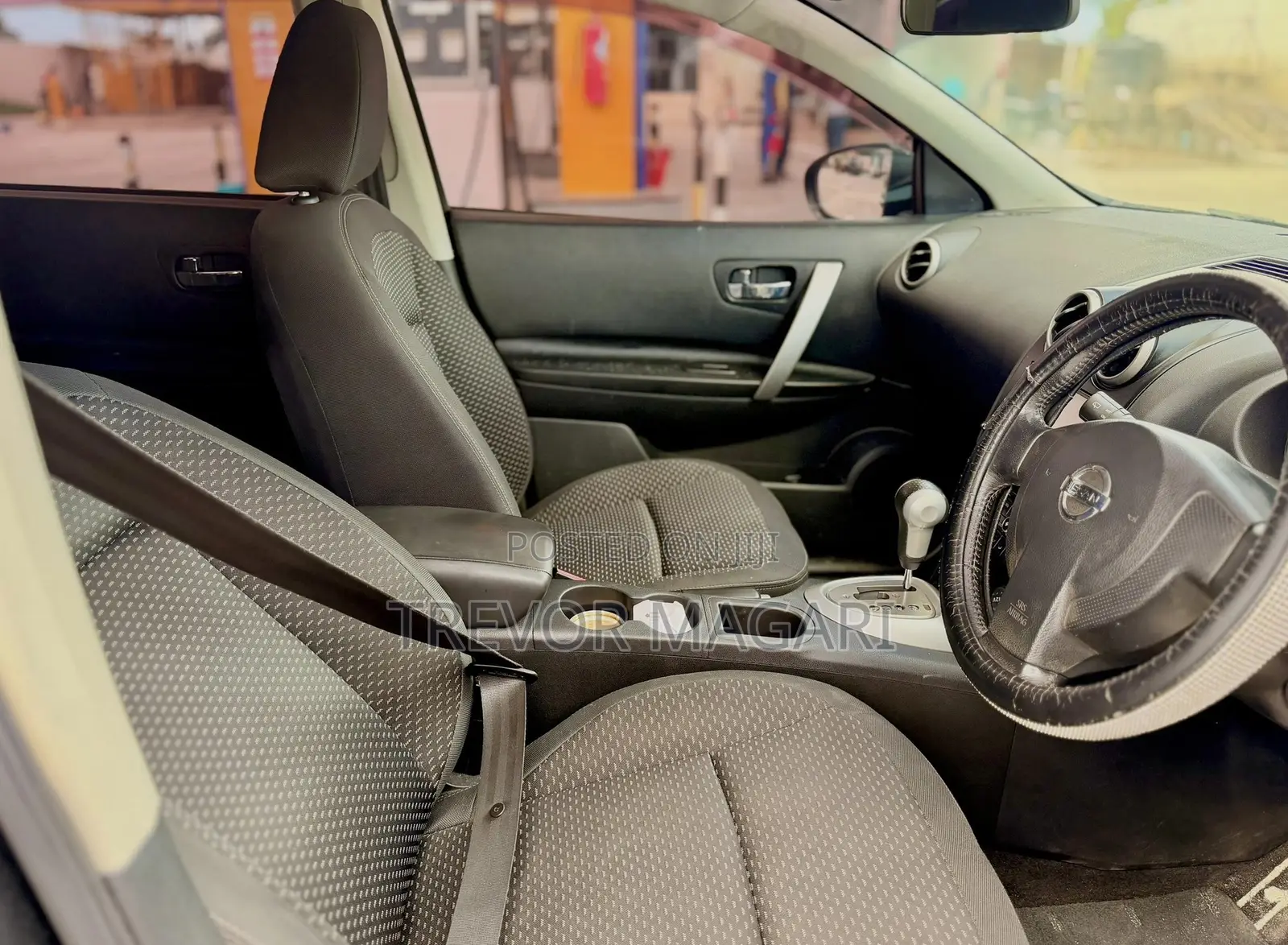 Nissan Dualis 2010 Black