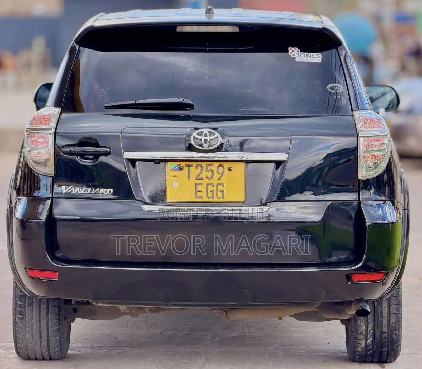 Toyota Vanguard 2012 Black