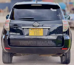 Toyota Vanguard 2012 Black