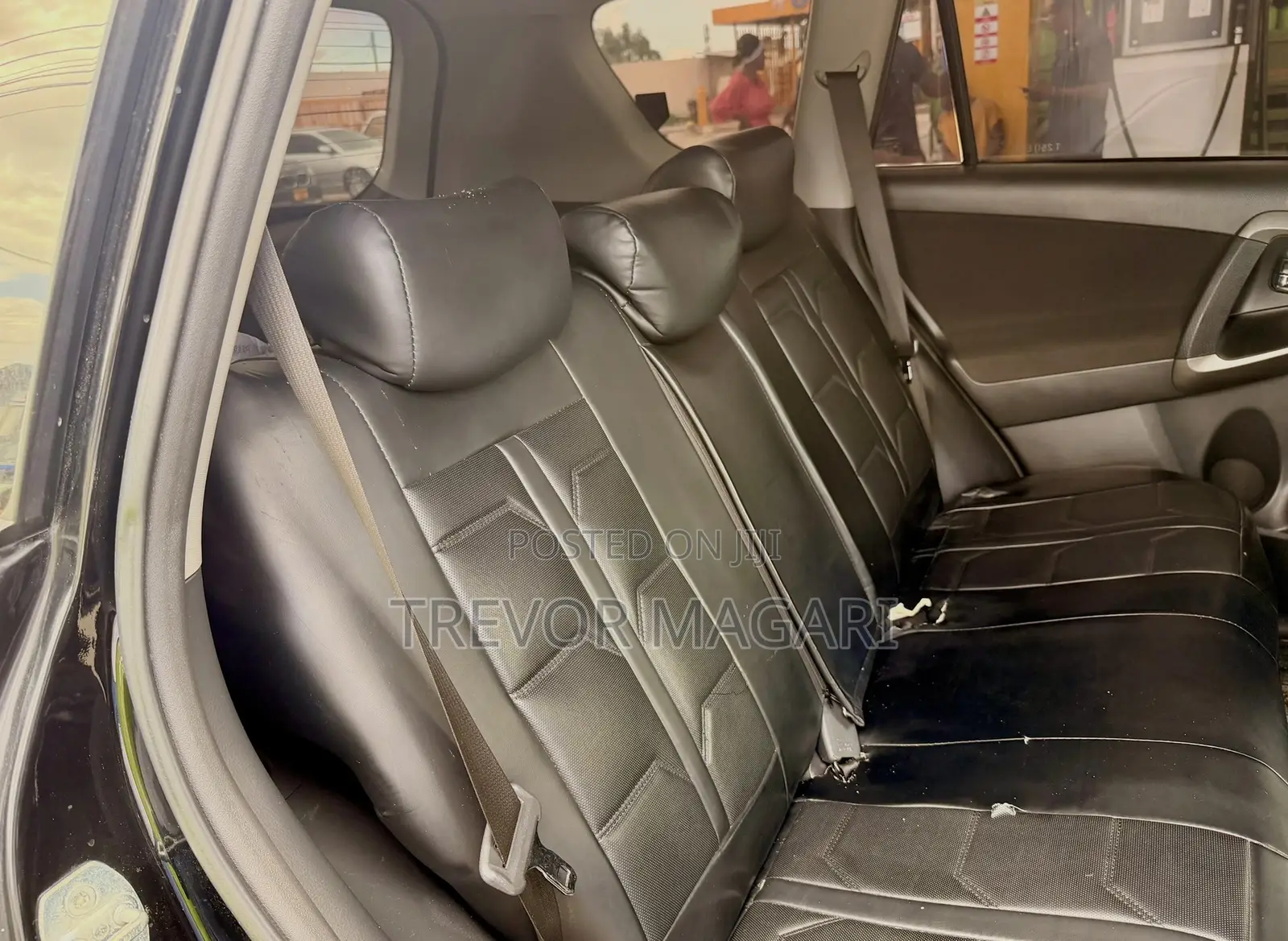 Toyota Vanguard 2012 Black