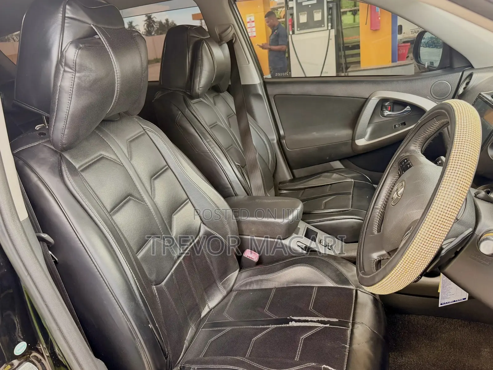 Toyota Vanguard 2012 Black