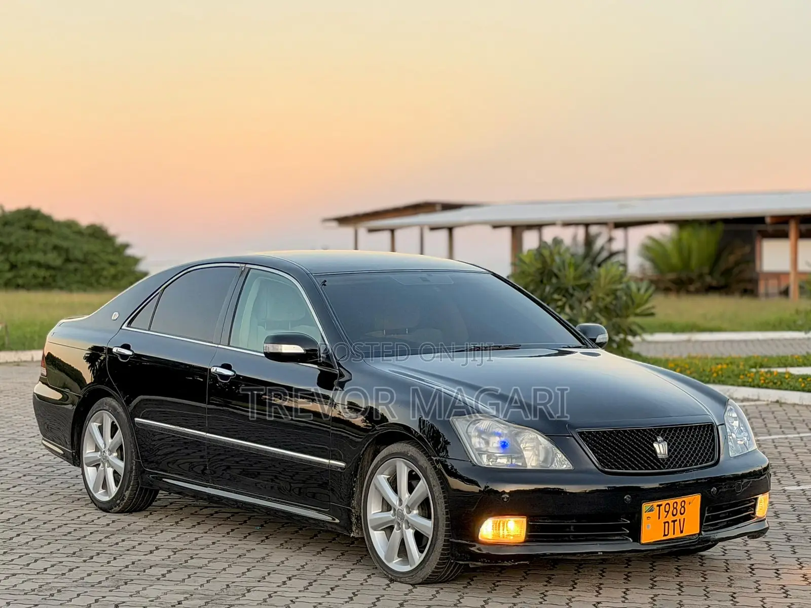 Toyota Crown Royale 2005 Black