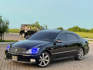 Toyota Crown Royale 2005 Black