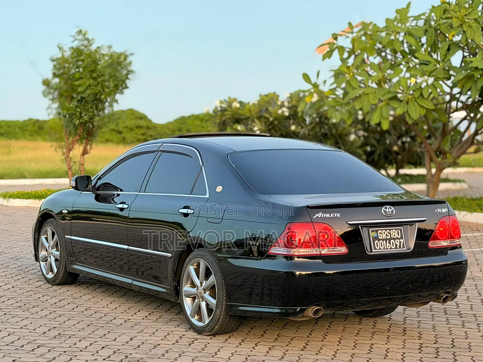 Toyota Crown Royale 2005 Black