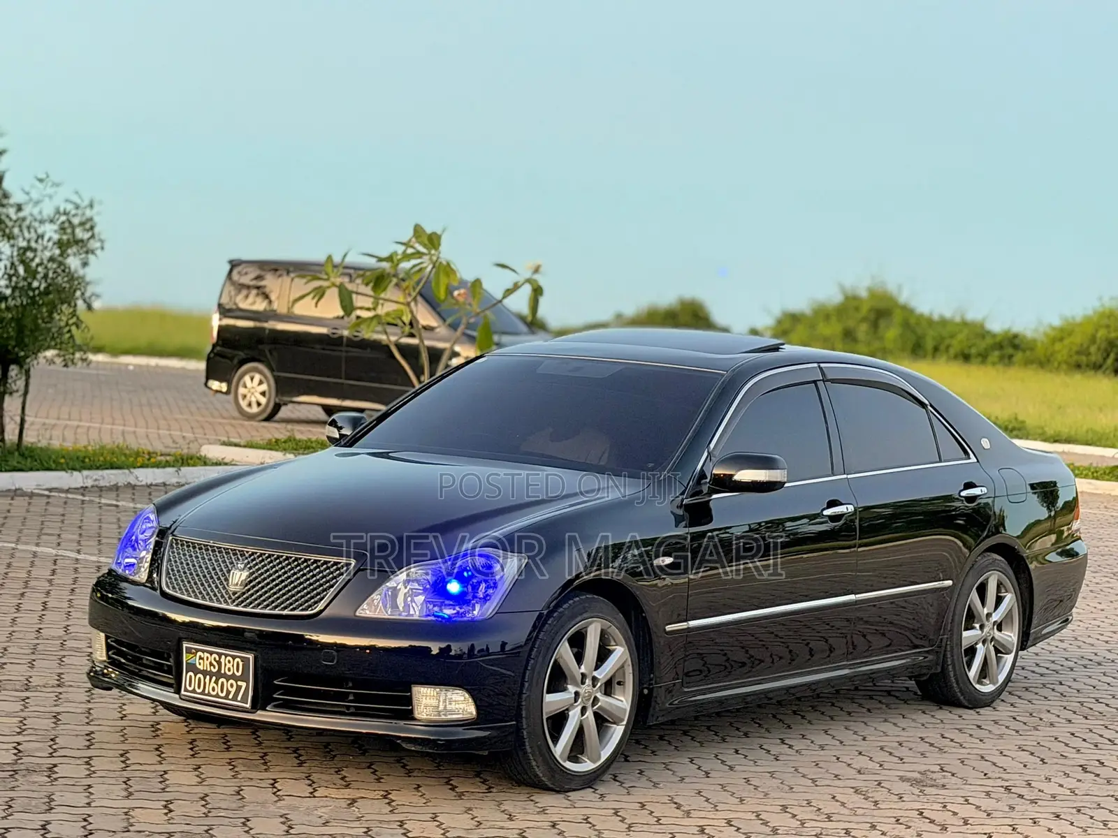 Toyota Crown Royale 2005 Black