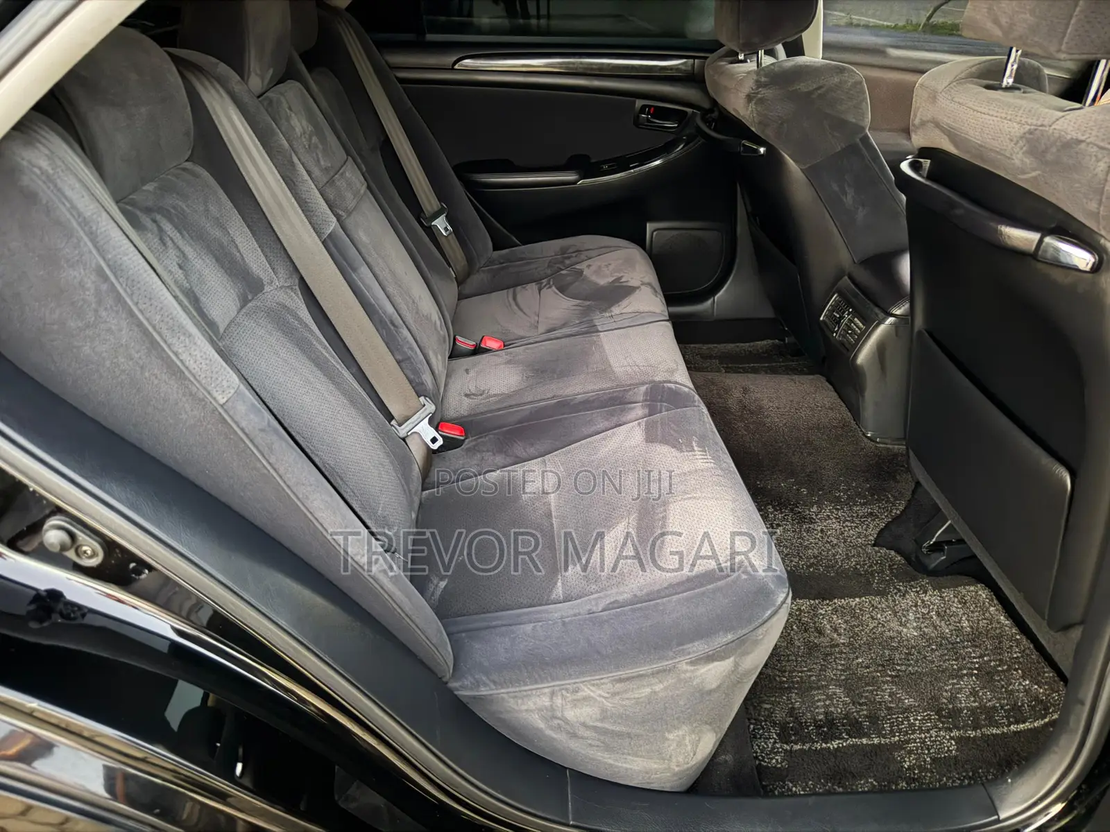 Toyota Crown Royale 2005 Black