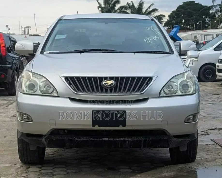 Toyota Harrier 2004 Silver