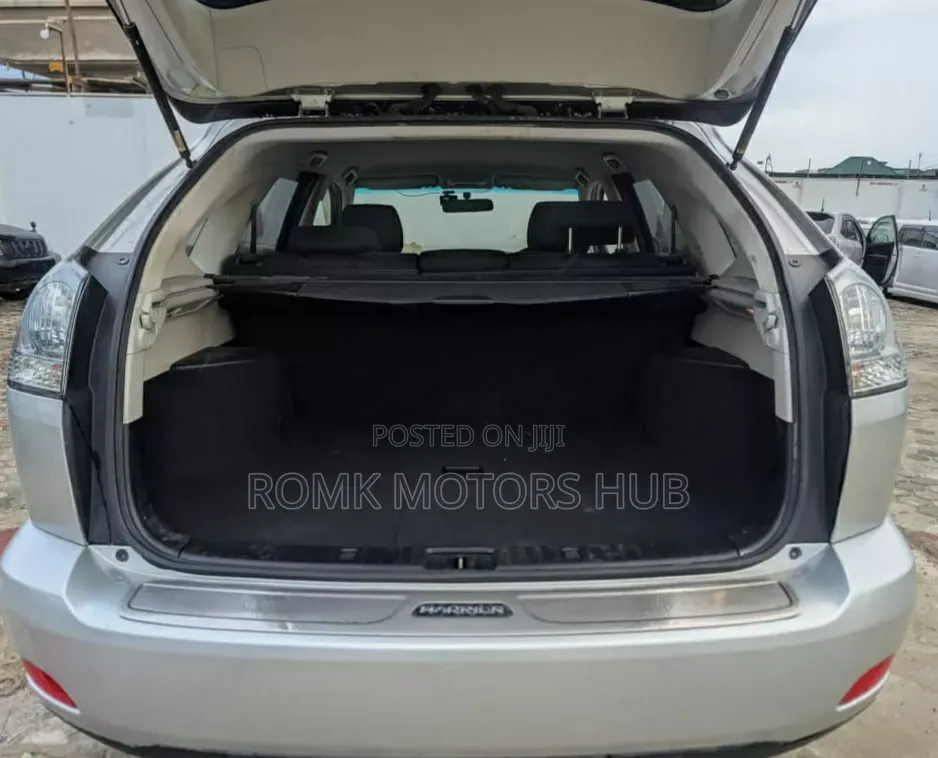 Toyota Harrier 2004 Silver