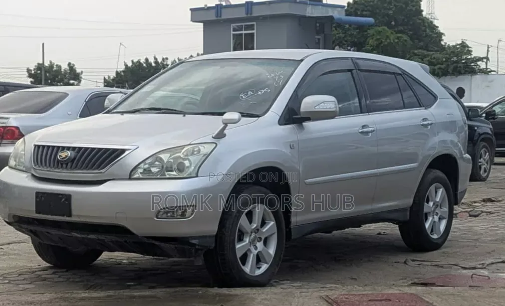 Toyota Harrier 2004 Silver
