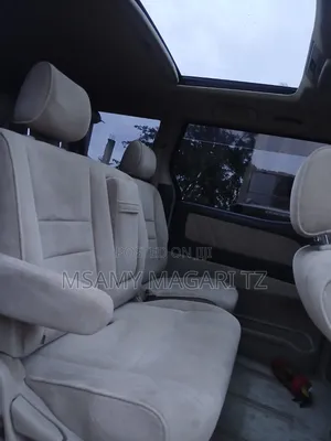 Toyota Alphard 2.4 Petrol FWD 2005 White