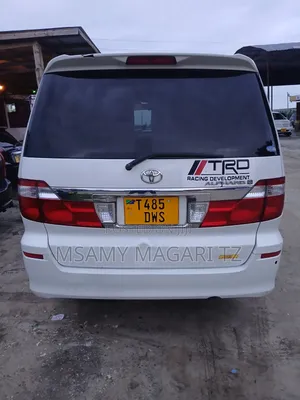 Toyota Alphard 2.4 Petrol FWD 2005 White