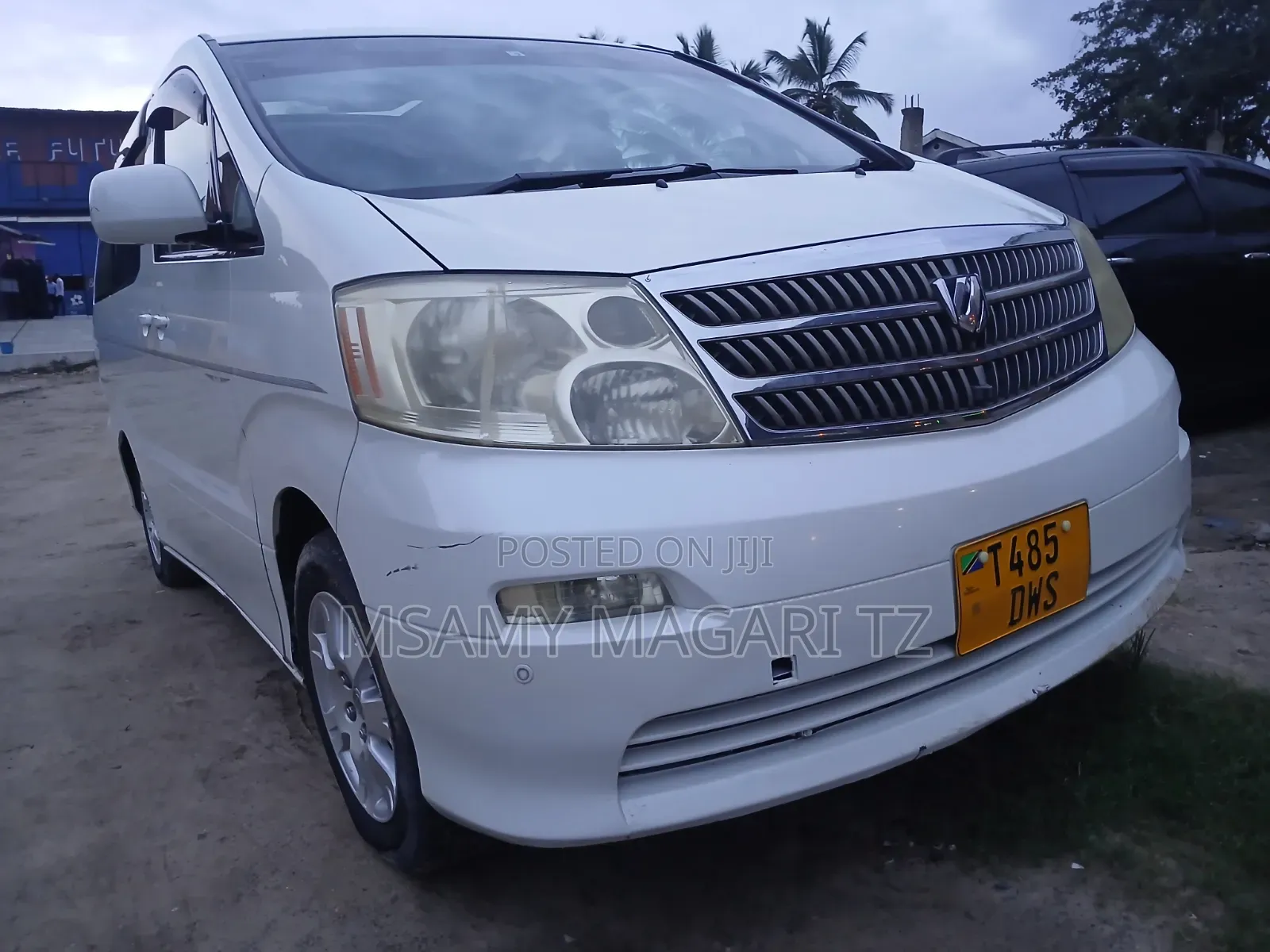 Toyota Alphard 2.4 Petrol FWD 2005 White