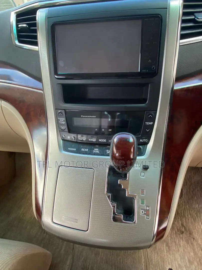 Toyota Alphard 2008 White