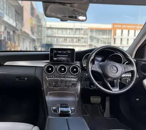 Mercedes-Benz C200 2015 Silver