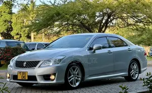 Toyota Crown 2011 Silver