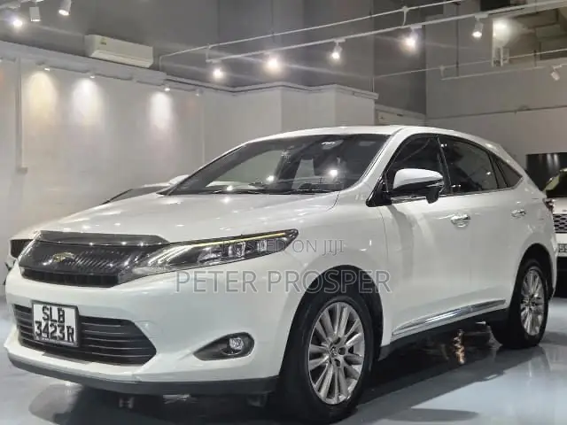 Toyota Harrier 2.0 2015 White