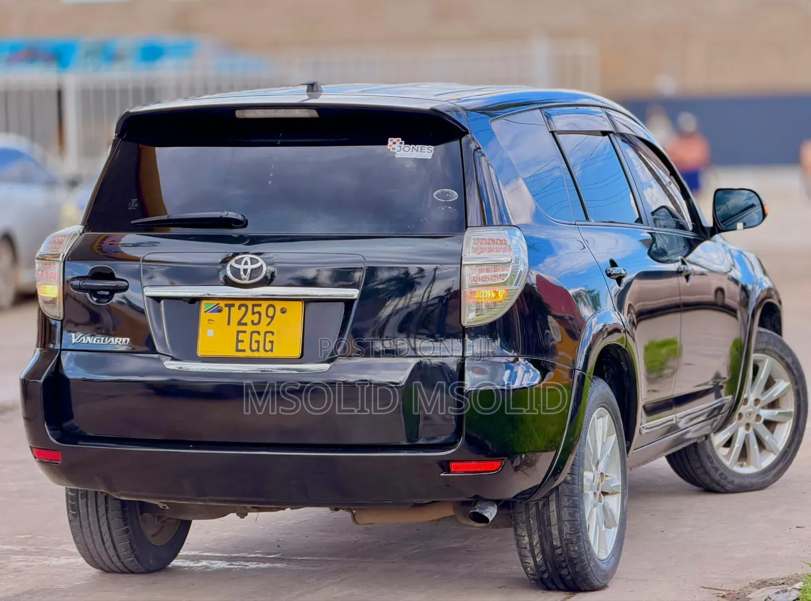 Toyota Vanguard 2012 Black