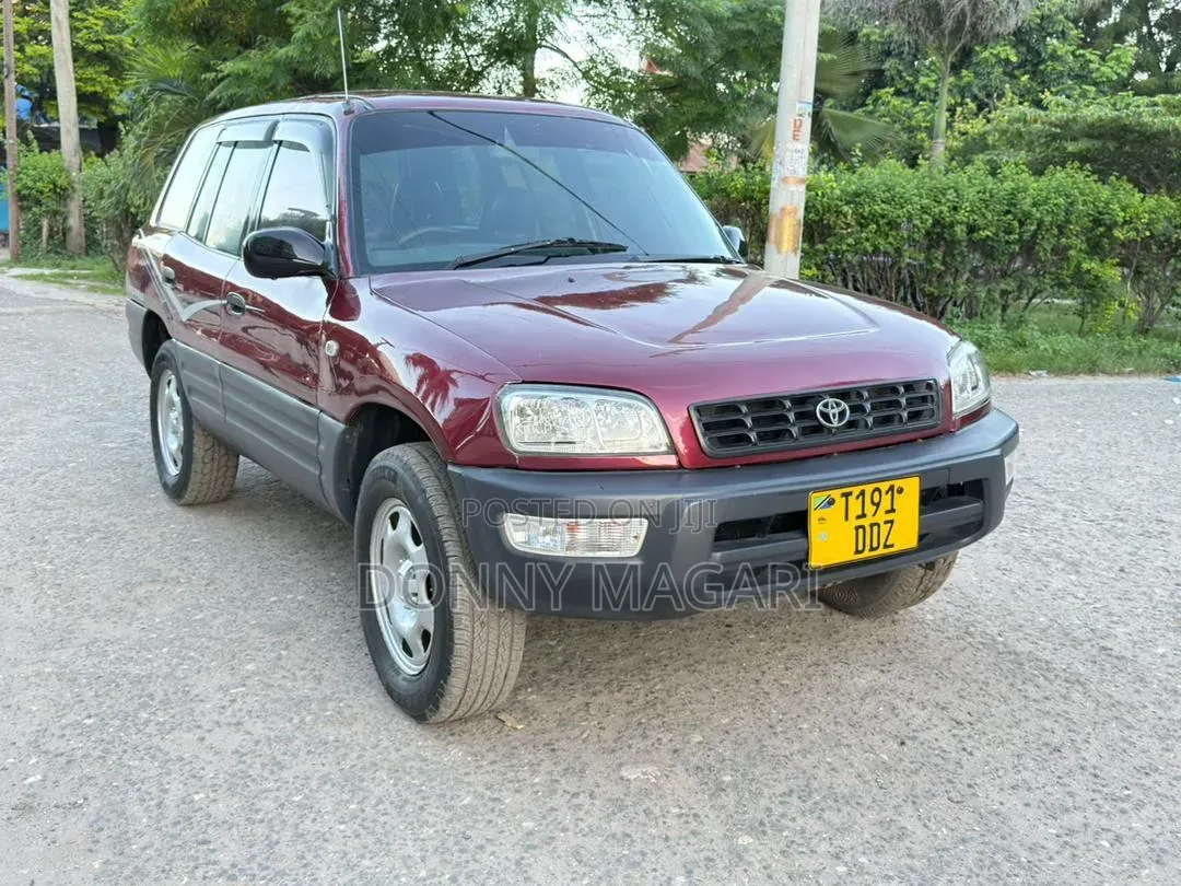 Toyota Harrier 2006 Maroon