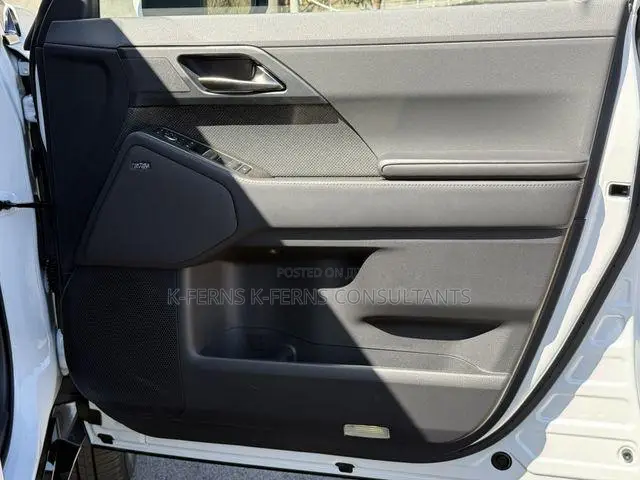 New Lexus GX 2025 White