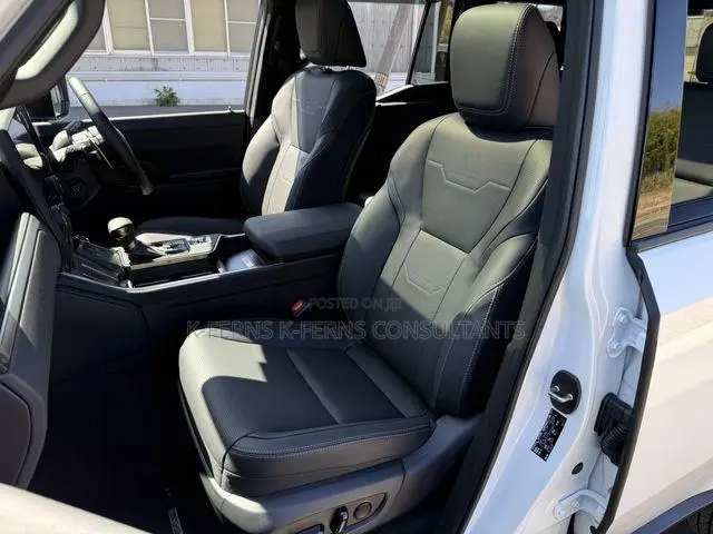 New Lexus GX 2025 White