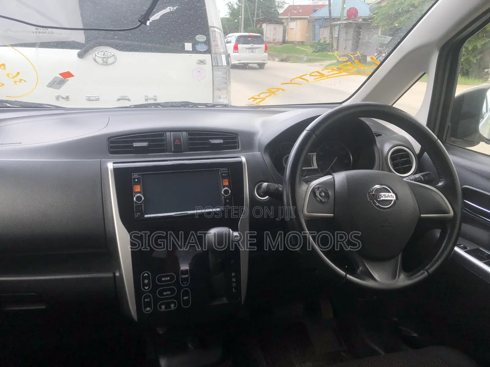 Nissan Dayz Highway Star X 2014 White