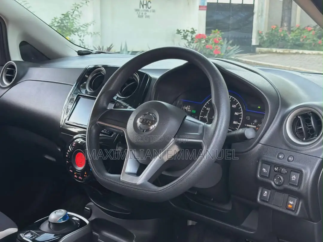 Nissan Note 2013 Gray